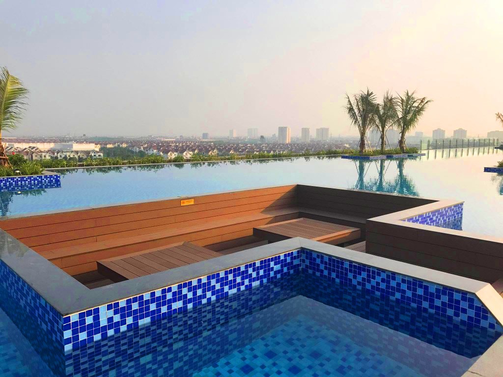 Sắp ra mắt Bể bơi vô cực Vinhomes Riverside The Harmony